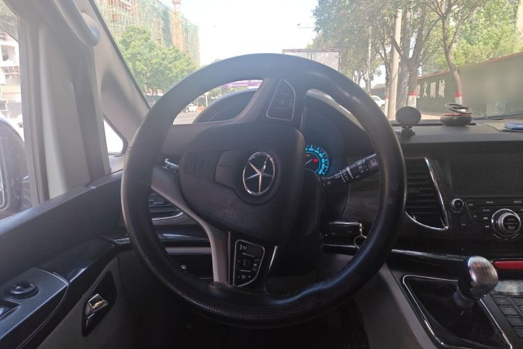 Used JAC Group Refine M5 2014 1.9T Diesel Manual Business Edition
