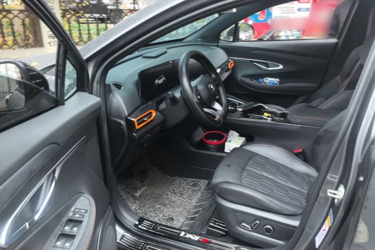 Used CHANGAN UNI-T 2022 1.5T Prestige Version
