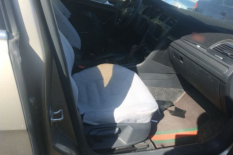 Used Volkswagen Golf 2016 230TSI Automatic Luxury Version