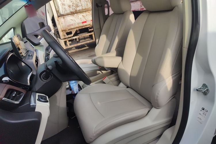 Used Buick GL8 2021 Land Cruiser Executive Class 652T Comfort Model