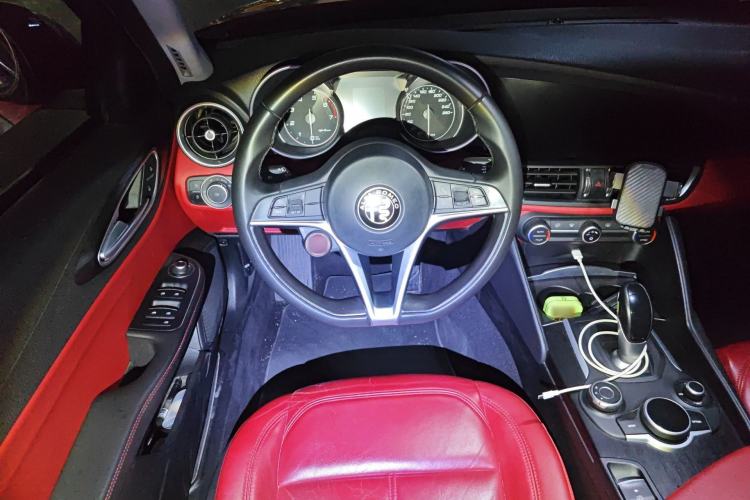 Used Alfa Romeo Giulia 2017 2.0T 200HP Elite Edition