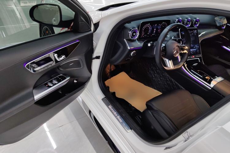 Used Mercedes-Benz C-Class 2024 Restyled C 260 L Sport Edition Driver Seat