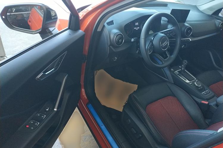 Used Audi Q2L 2021 35 TFSI Fashion Dynamic Model
