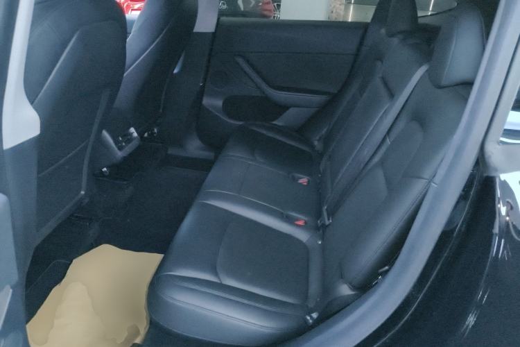 Used Tesla Model Y 2021 Long-Range All-Wheel-Drive Version 3D7