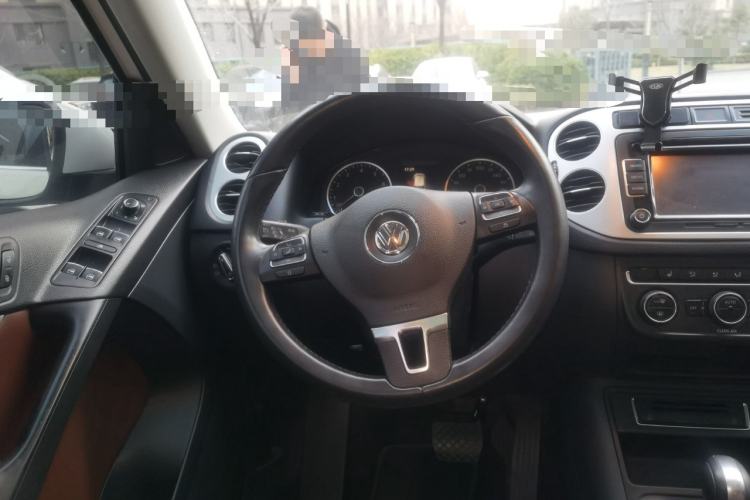 Used Volkswagen Tiguan L 2016 300TSI Automatic All-Wheel Drive Luxury Edition