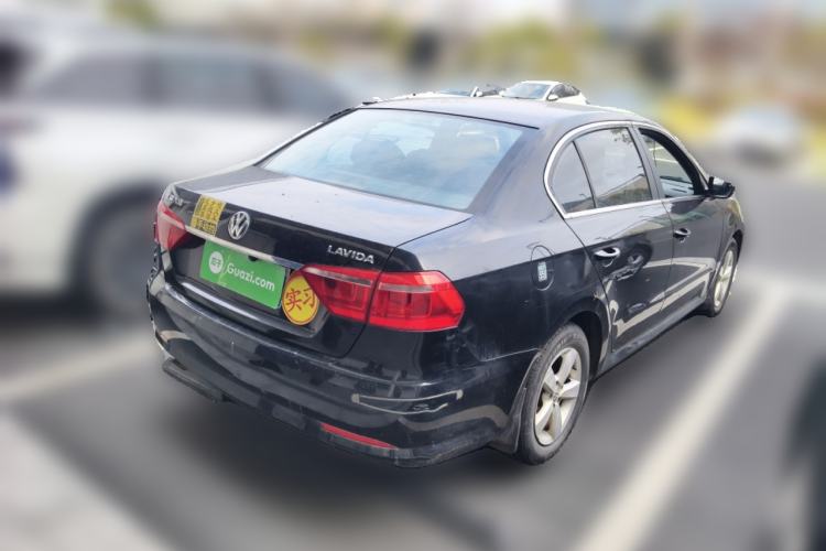 Used Volkswagen Lavida 2013 Revised Classic 1.6L Manual Fashion Edition