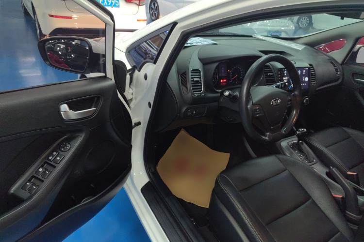 Used Kia K3 2015 1.6L Automatic GL
