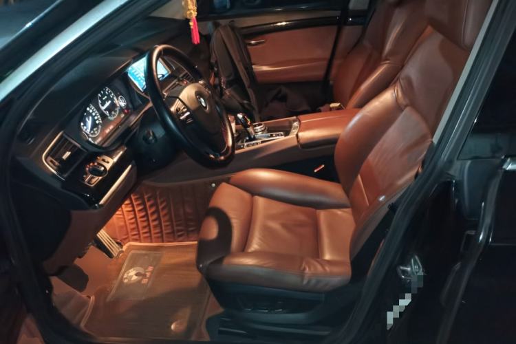 Used BMW 5 Series GT 2010 535i Leading Model Left Front Seat