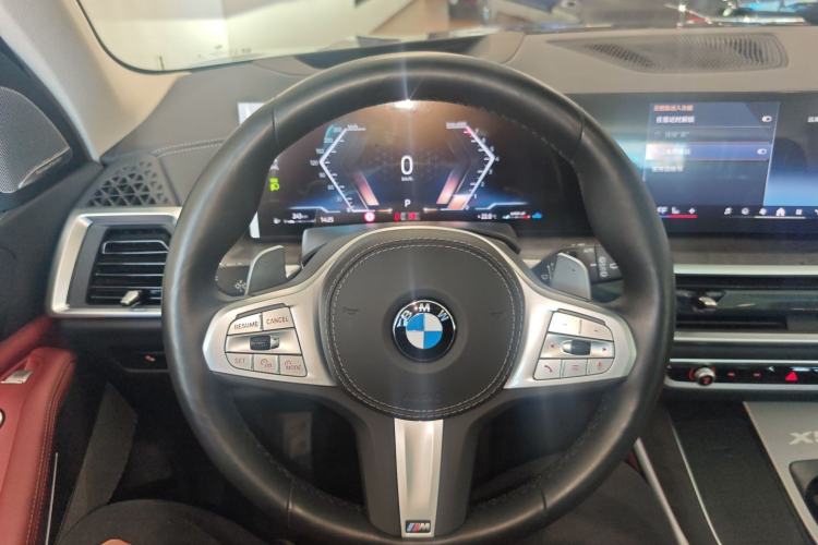 Used BMW X5 2025 Model, xDrive 30Li Prestige M Sport Night Package Steering Wheel