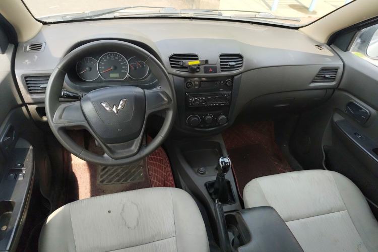 Used Wuling Hongguang 2014 1.2L Base Model China IV