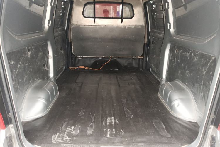 Used Wuling Rongguang S 2023 1.5L Basic Enclosed-Window Vehicle 2 Seats Trunk