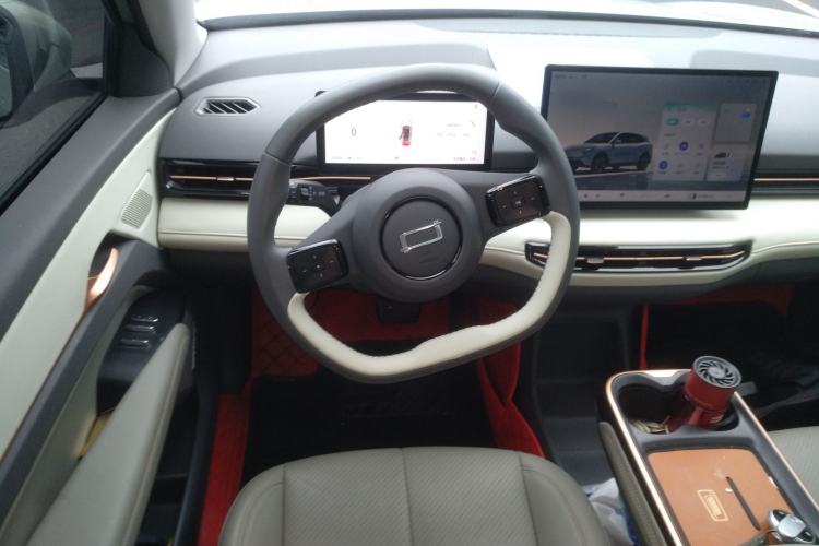 Used Bestune Yueyi 03 2025 565km Premium Edition
