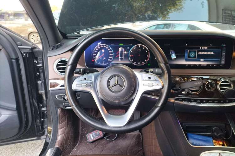 Used Mercedes-Benz S-Class 2019 S 320 L
