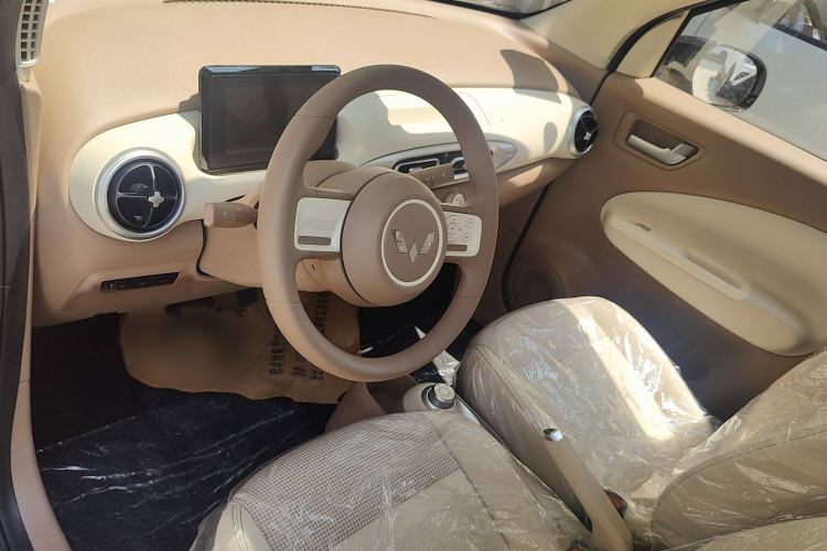 Used Wuling Hongguang MINIEV 2025 Four-Door Version Advanced Edition