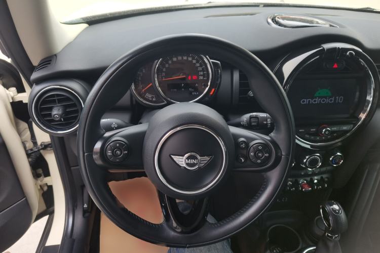 Used MINI 2016 1.2T ONE Pioneer Edition

