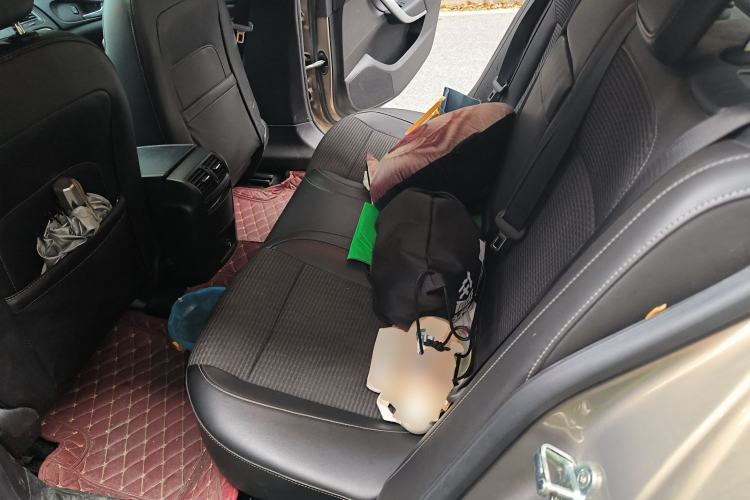 Used Buick Regal 2015 1.6T Leading Technology Model Left Rear Seat