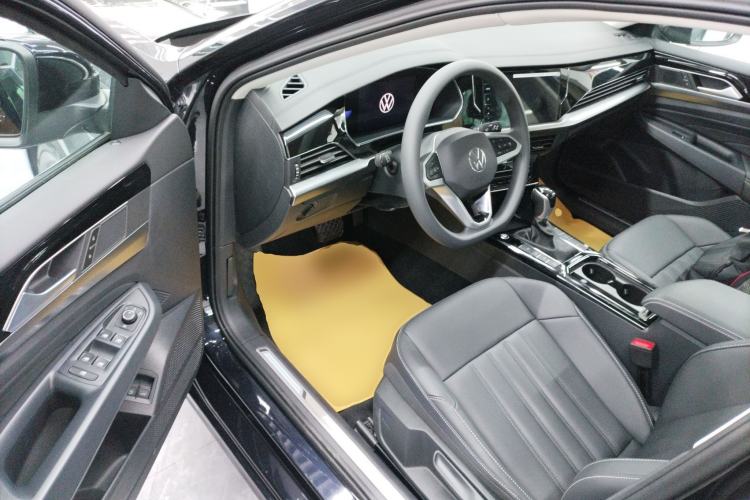 Used Volkswagen Passat New Energy 2025 430 PHEV Hybrid Business Edition
