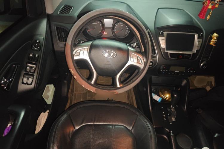 Used Hyundai ix35 2010 2.0L Automatic Two-Wheel Drive Elite Edition GLS Steering Wheel