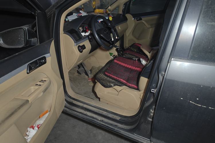 Used Volkswagen Touran 2011 1.4T DSG Zhiya Edition 5 Seats
