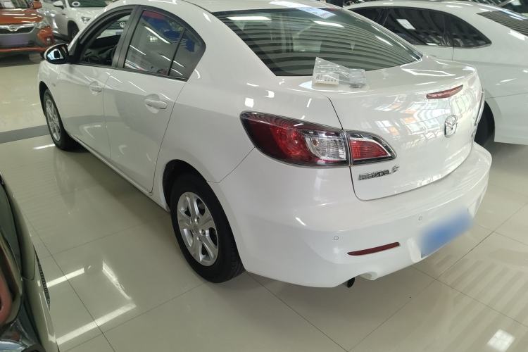 Used Mazda Mazda 3 2015 Sedan 1.6L Automatic Elite Model
