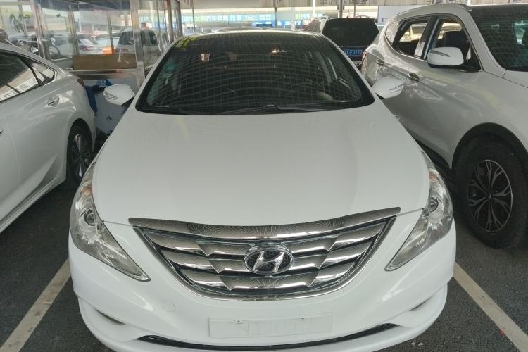 Used Hyundai Sonata 2011 2.0L Automatic Luxury Edition Front
