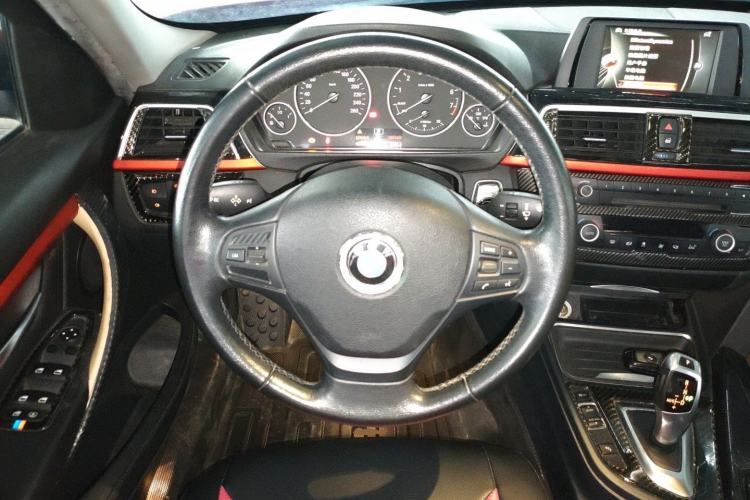 Used BMW 3 Series 2015 320Li Luxury Edition Fashion Model
