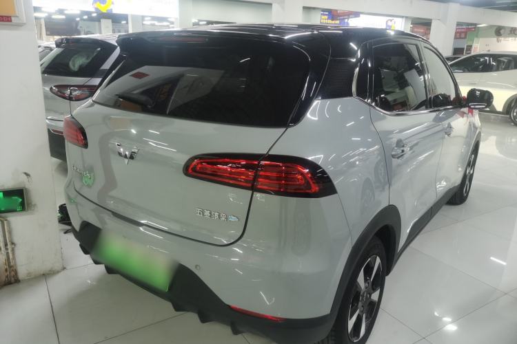 Used Wuling Bingo PLUS 2024 330 km Range Five-Seater Version