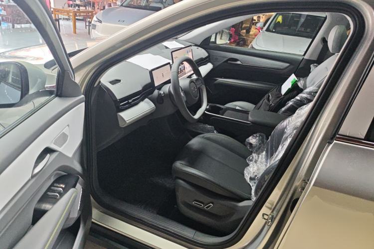 Used Bestune Yueyi 03 2025 565km Enjoy Edition
