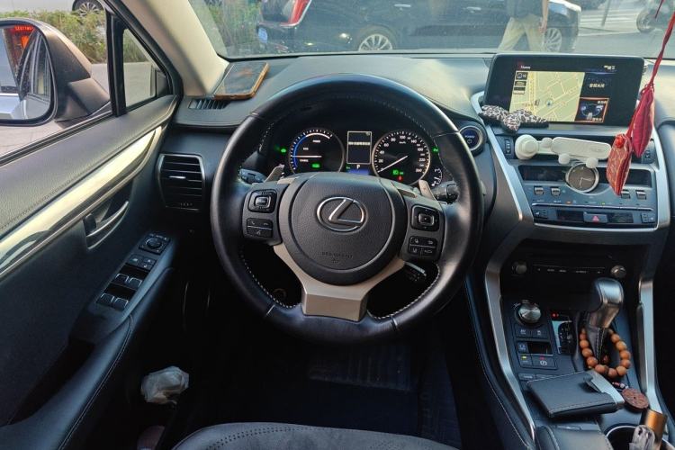 Used Lexus NX 2020 300h Front-Drive Fēngyuè Version China VI Standard
