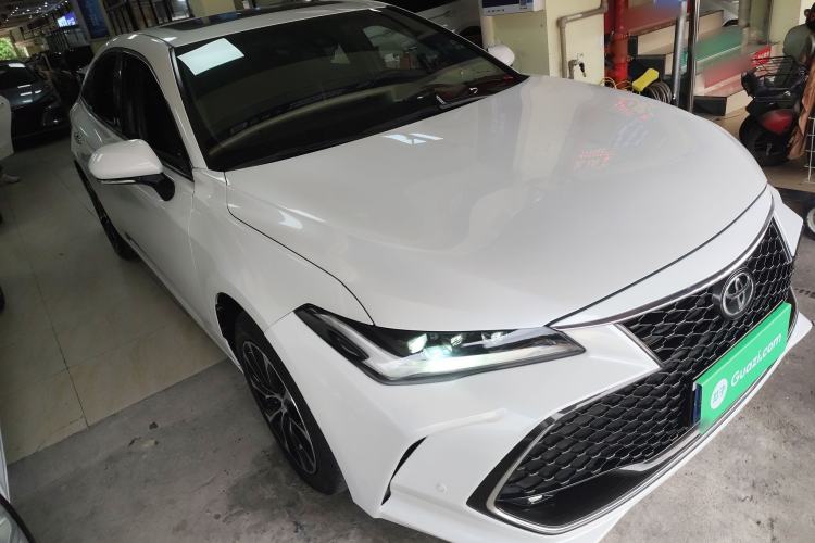 Used Toyota Avalon 2022 2.5L Luxury Edition Front Right 45 Deg