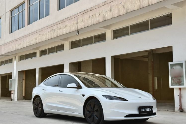 Used Tesla Model 3 2025 Rear-Wheel-Drive Version Exterior 1