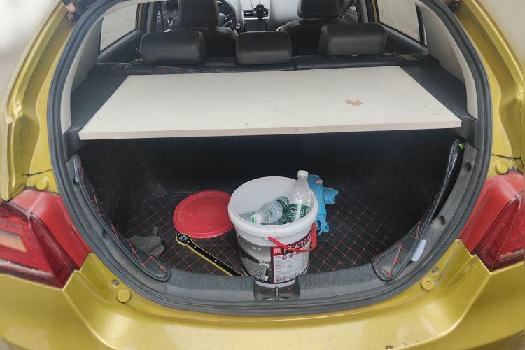 Used Geely Auto Emgrand 2014 Hatchback 1.5L Manual Elite Model
