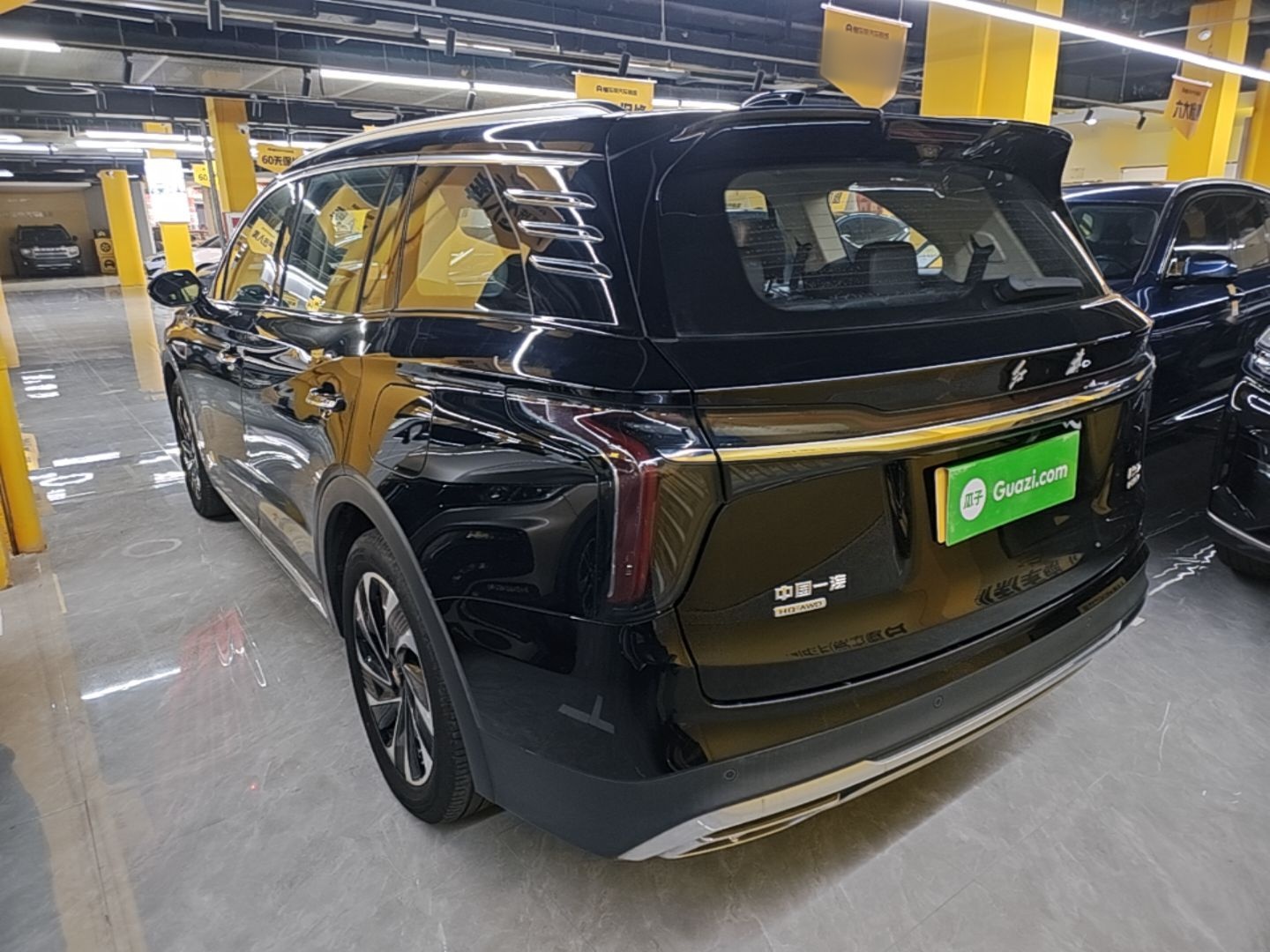 Hongqi HS7 PHEV 2024 2.0T PHEV Four-Wheel Drive Flagship Edition 7 Seats — снимка 4