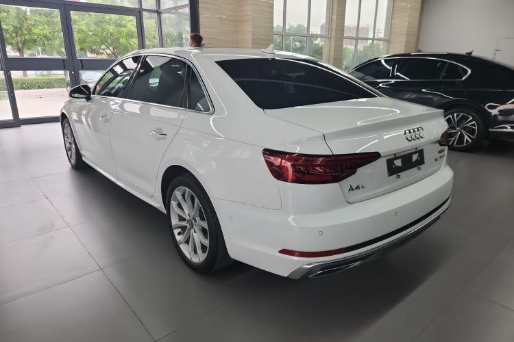 Used Audi A4L 2019 40 TFSI Fashion Edition China VI Emission Standard
