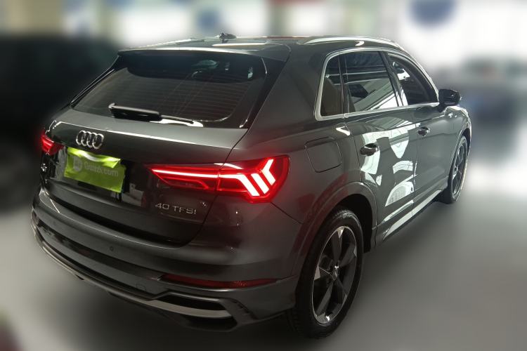 Used Audi Q3 2019 40 TFSI Fashion Dynamic Model
