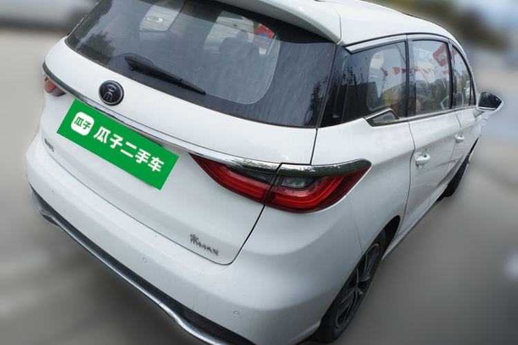 Used BYD Song MAX 2017 1.5T Manual Smart Connect Luxury 7-Seater
