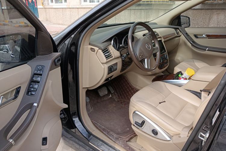 Used Mercedes-Benz R-Class 2011 R 350 L 4MATIC
