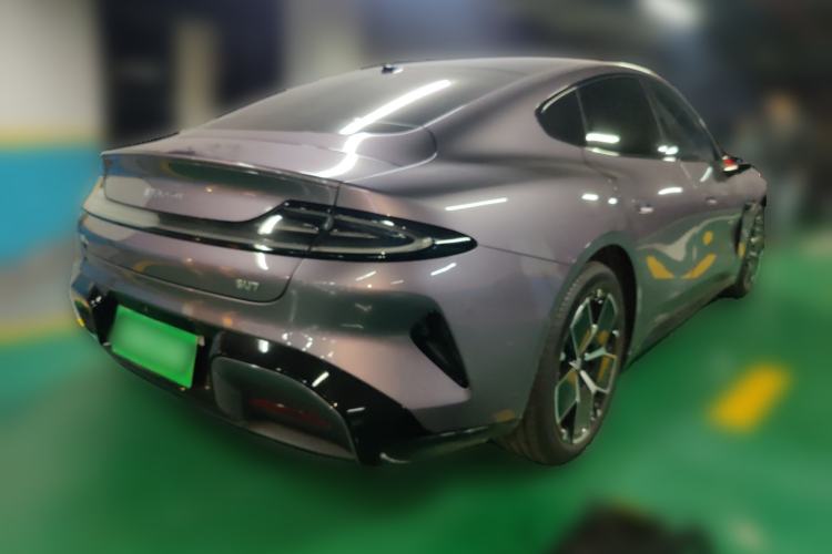 Used Xiaomi Auto SU7 2024 Rear-Drive Long-Range Intelligent Driving Version
