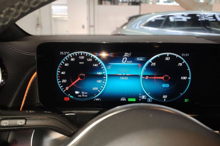 Used Mercedes-Benz EQB 2023 EQB 260