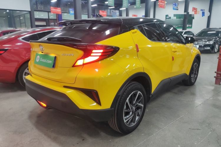 Used Toyota C-HR 2021 2.0L Luxury Edition Rear Right 45 Deg