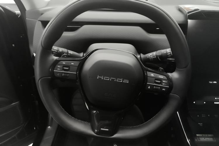 Used Honda P7 2025 Rear-Drive Long-Range Pro
