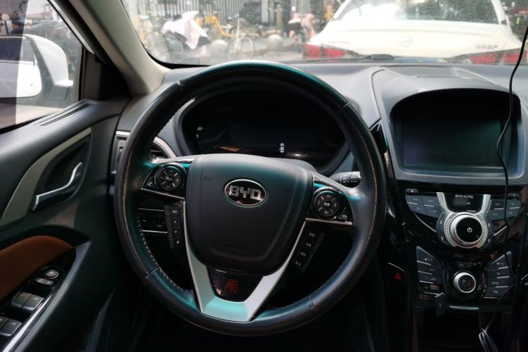 Used BYD Qin New Energy 2016 Qin EV300 Prestige Model
