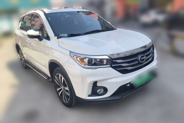 Used GAC Trumpchi GS4 New Energy 2017 1.5L PHEV Smart Enjoyment Edition Front Right 45 Deg