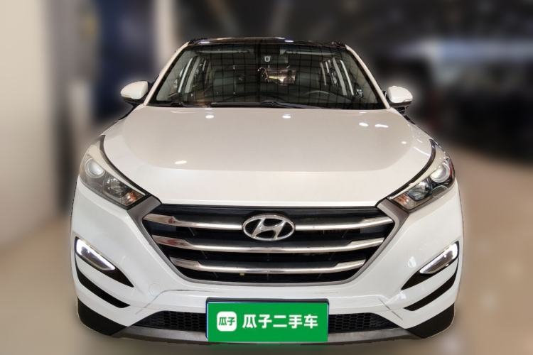 Used Hyundai Tucson 2015 1.6T Dual-Clutch Two-Wheel-Drive Smart Model Front