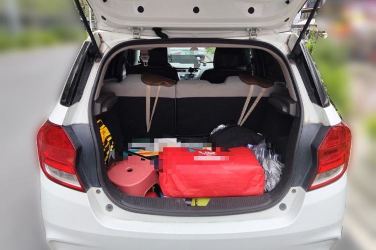 Used Chevrolet Lova RV 2016 1.5L Automatic Comfort Edition Trunk