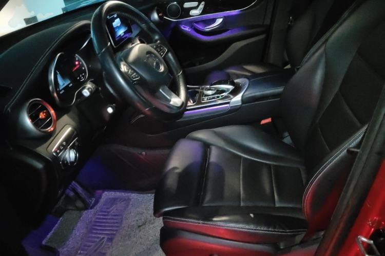 Used Mercedes-Benz GLC 2018 Facelift GLC 260 4MATIC Luxury Edition Left Front Seat