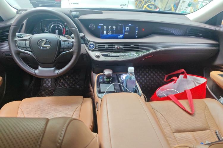 Used Lexus LS 2020 500h Excellence Edition China VI standard
