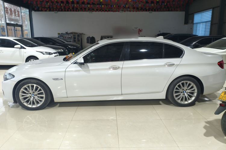 Used BMW 5 Series 2014 525Li Luxury Design Package
