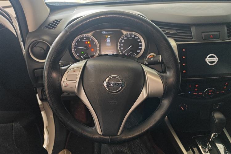 Used Nissan Navara 2021 2.5L Automatic 4x4 Premium Version QR25
