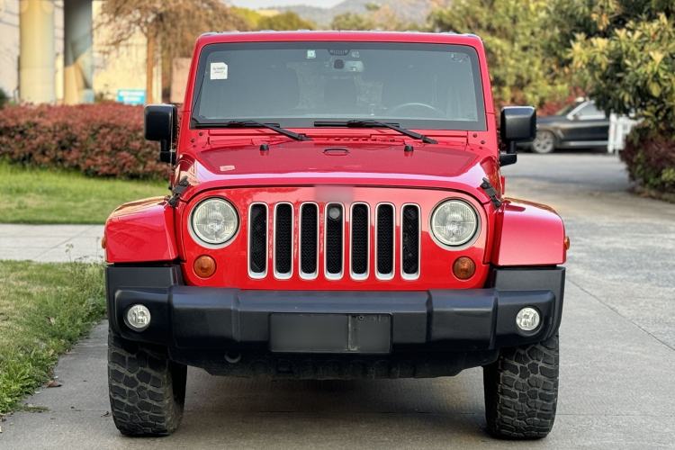 Used Jeep Wrangler 2017 3.0L Sahara Four-Door Comfort Edition Exterior 2